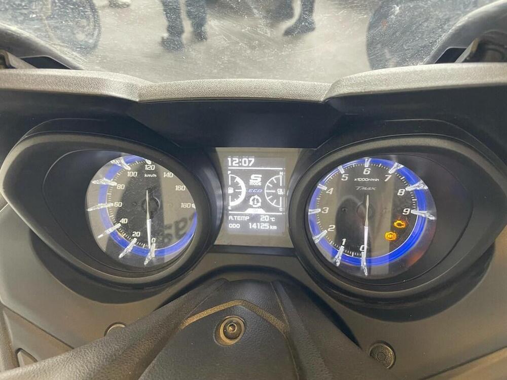 Yamaha T-Max 560 (2020 - 21) (4)