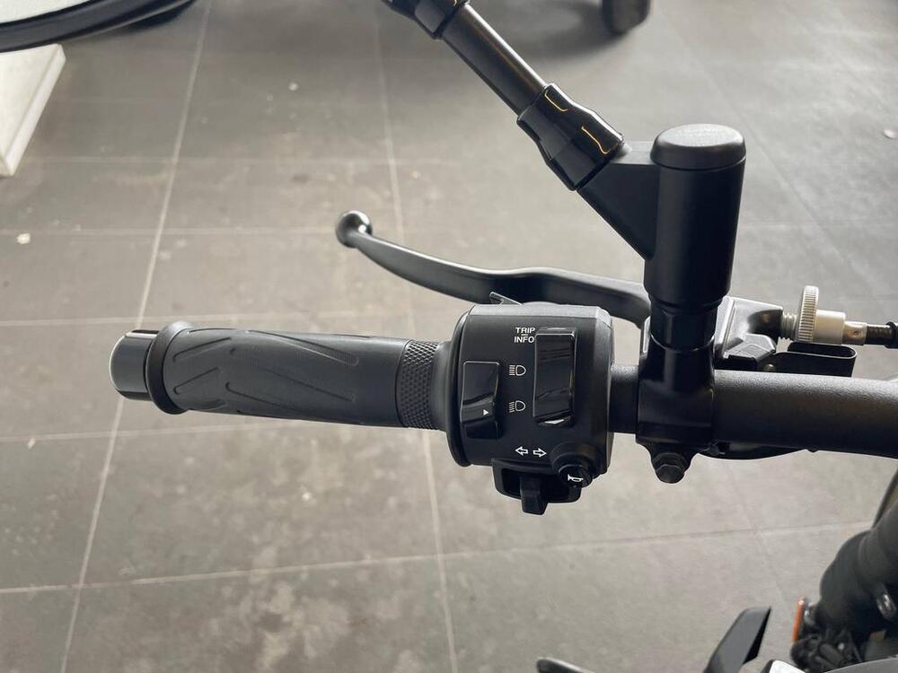 Yamaha XSR 700 (2022 - 25) (5)