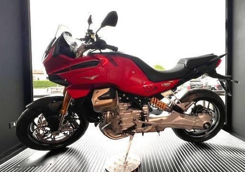 Moto Guzzi V100 Mandello Wind Tunnel (2025) (2)