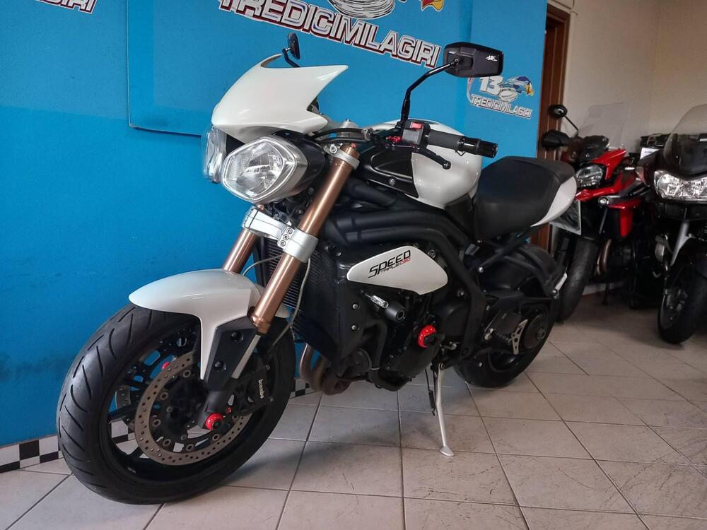 Triumph Speed Triple 1050 (2011 - 13) (5)