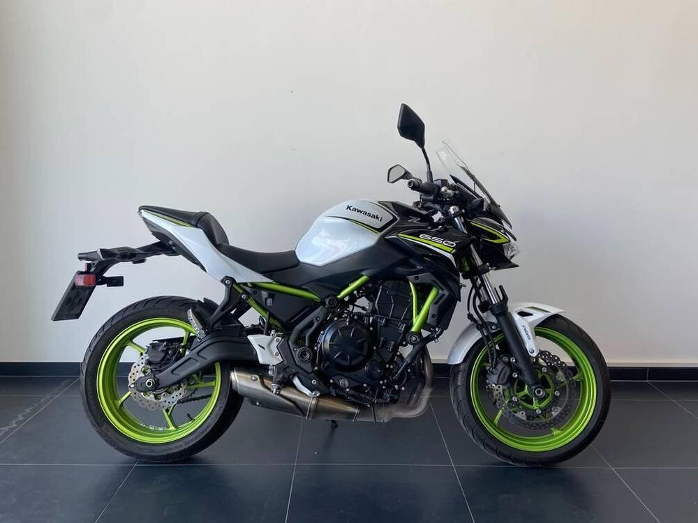 Kawasaki Z 650 (2021 - 24) (2)