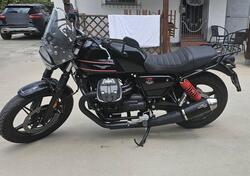 Moto Guzzi V7 Stone Special Edition (2022 - 25) usata