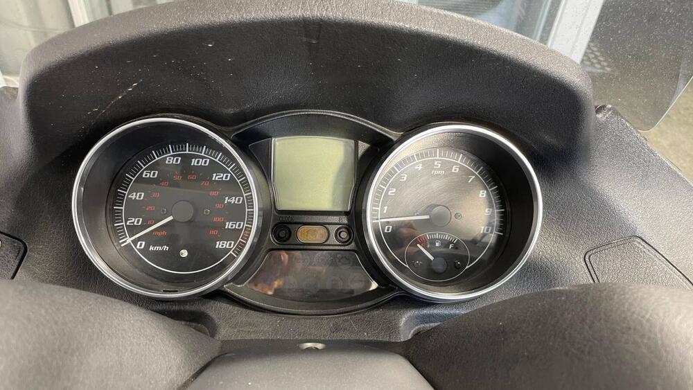 Piaggio MP3 LT 400 (2009 - 11) (4)