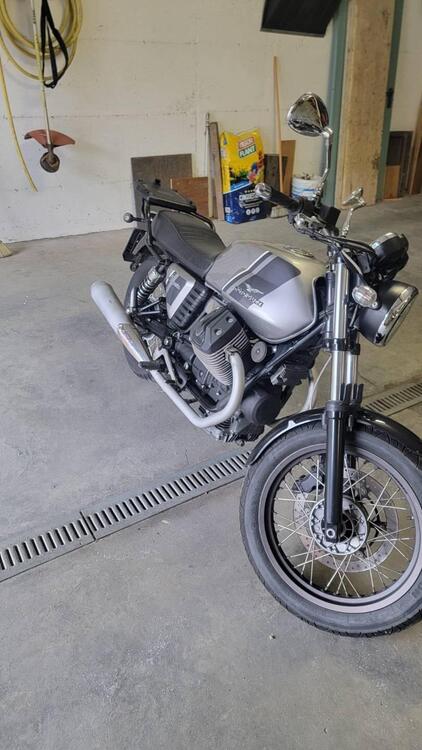 Moto Guzzi V7 II Special (2015 - 17)
