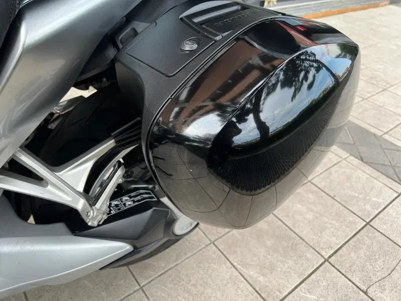 Honda VFR 1200 F DCT ABS (2010 - 16) (10)