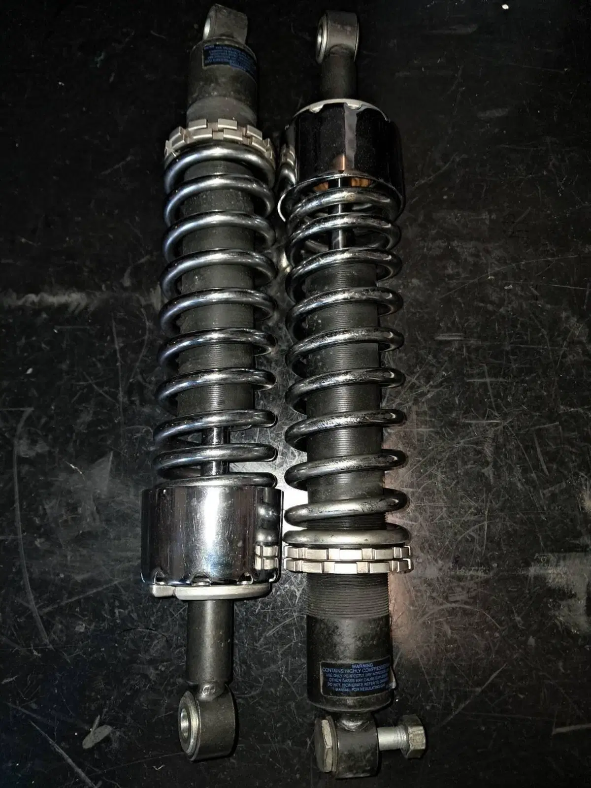 AMMORTIZZATORI MOTO GUZZI 2B003408 NEVADA /V7 Sachs (4)