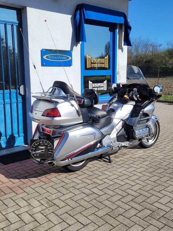 Honda GL 1800 Gold Wing (2012 - 17) (2)