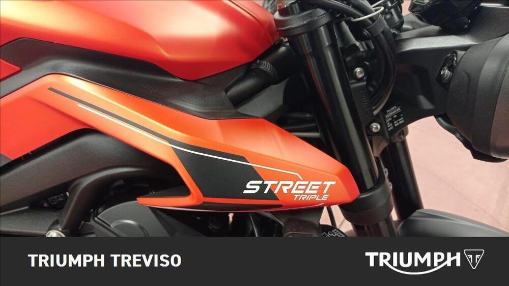 Triumph Street Triple 765 R A2 (2024 - 25) (5)