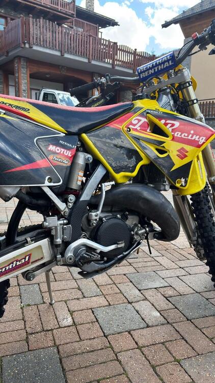 Suzuki RM 125 Valenti Racing (2006 - 07) (4)