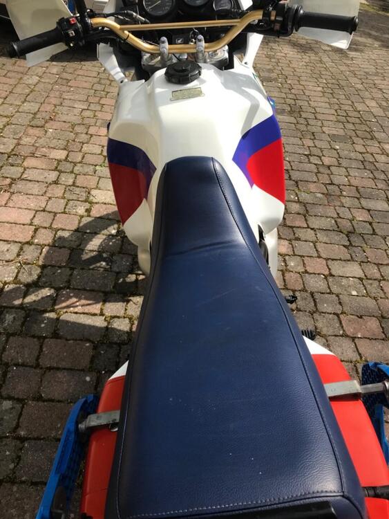Honda Africa Twin 750 RD04  (5)