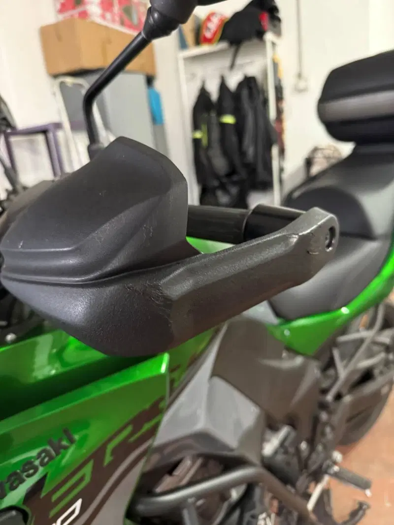 Kawasaki Versys 1000 S Tourer Plus (2021) (8)