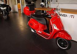 Vespa GTS 300 Super (2017 - 18) usata
