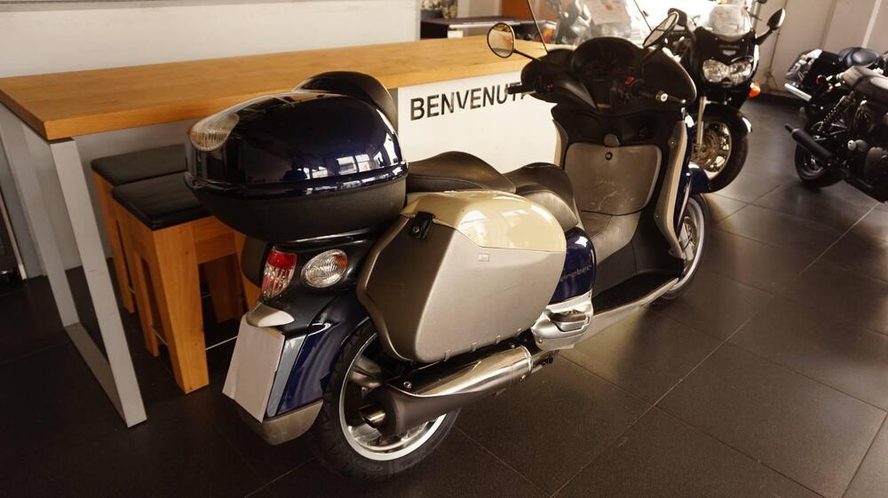 Aprilia Scarabeo 500 (2002 - 06) (3)