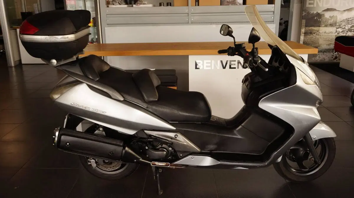 Honda Silver Wing 400 (2006 - 09) (4)