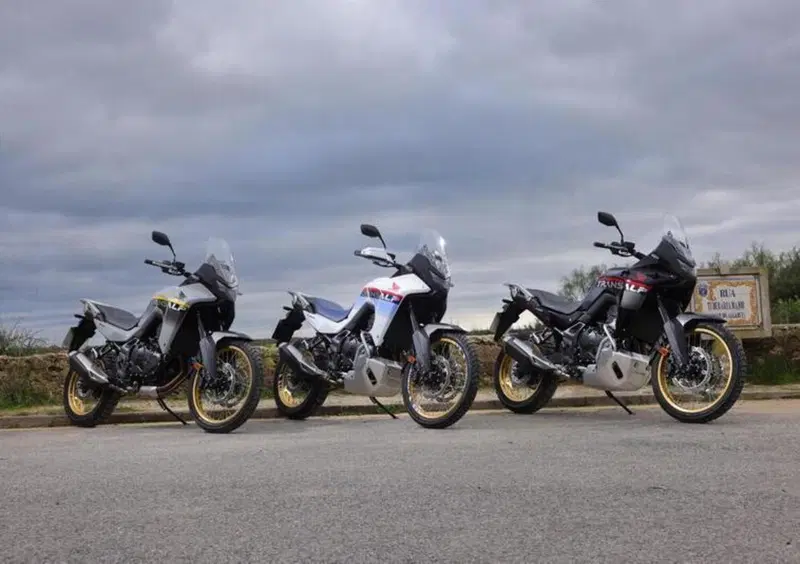 Honda XL750 Transalp 2025: rispondiamo alle vostre domande [VIDEO]