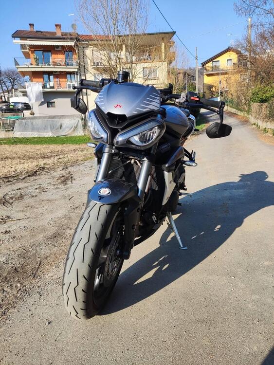 Triumph Street Triple RS (2020 - 22) (2)