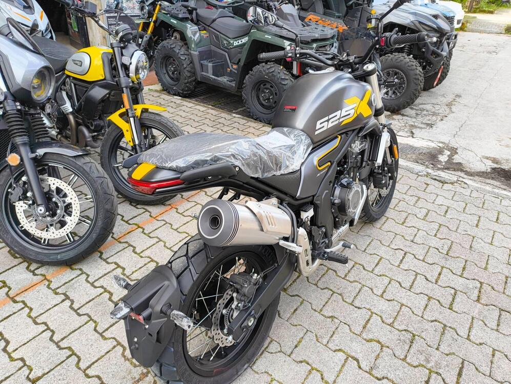 Voge Trofeo 525ACX Scrambler (2023 - 25) (4)