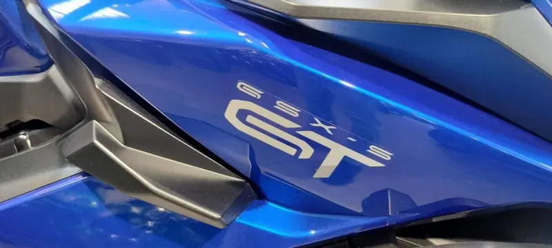 Suzuki GSX-S1000GT (2025 - 26) (9)