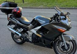 Kawasaki ZZR 600 (1990 - 00) usata