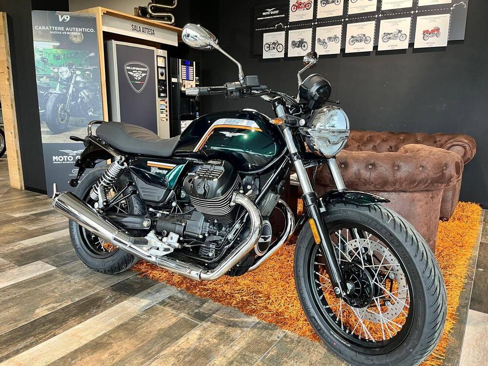 Moto Guzzi V7 Special (2025)