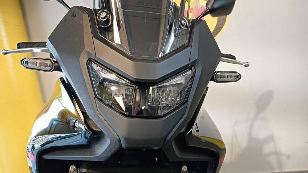 Honda Transalp XL750 (2025) (5)