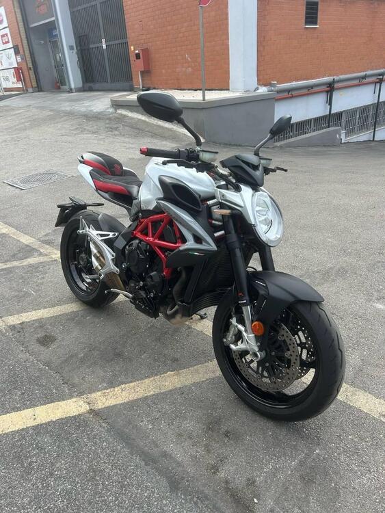 MV Agusta Brutale 800 EAS ABS (2016 - 19) (4)