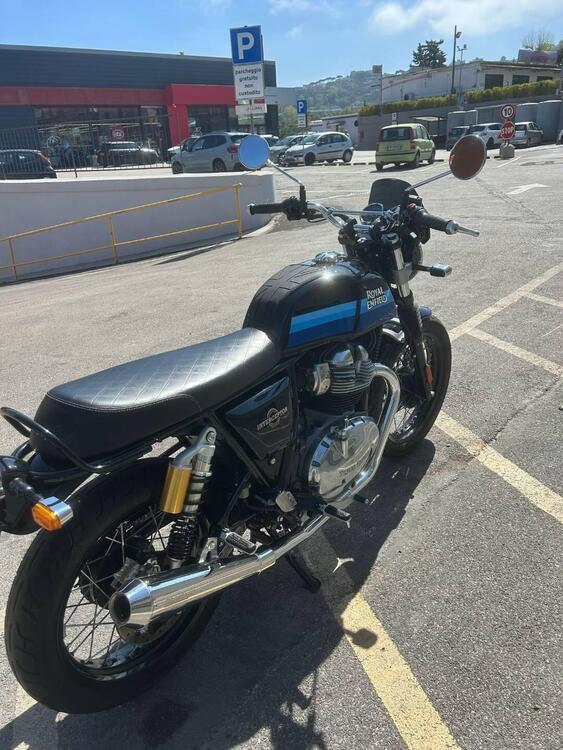 Royal Enfield Interceptor 650 (2021 - 25) (3)