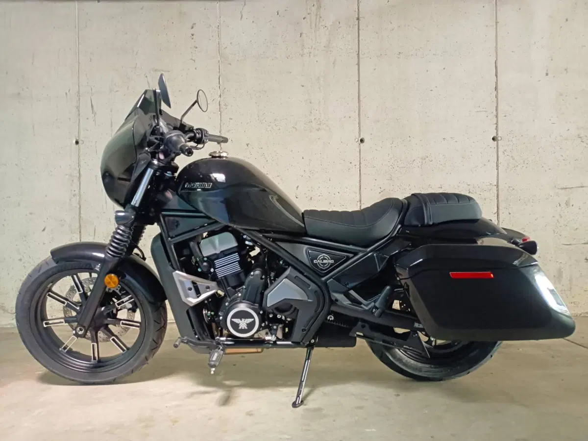 Moto Morini Calibro Bagger (2024 - 26) (3)