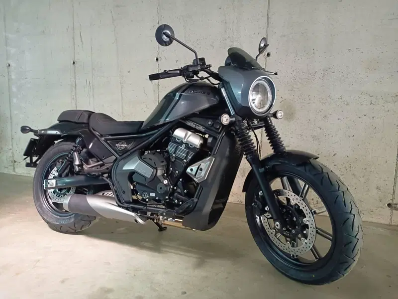 Moto Morini Calibro Custom (2024 - 26) (2)