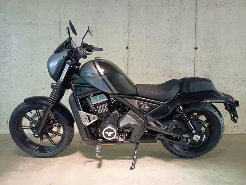 Moto Morini Calibro Custom (2024 - 26) (3)
