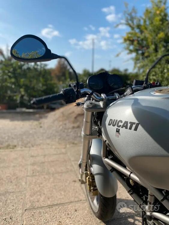 Ducati Monster 620 Dark (2003 - 06) (4)