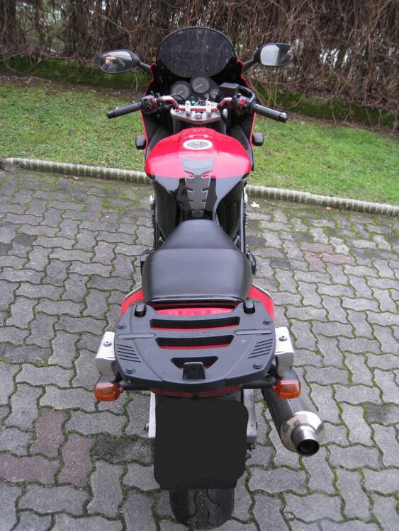 Yamaha FZS 600 Fazer (1998 - 01) (4)