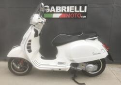 Vespa GTS 300 (2017 - 18) usata
