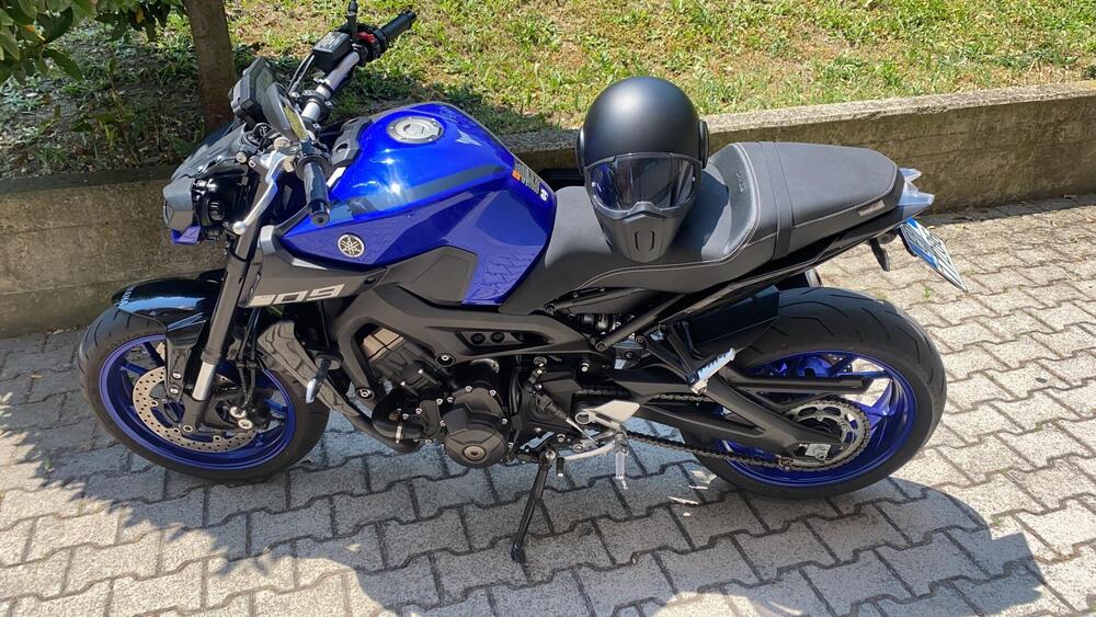 Yamaha MT-09 (2017 - 20) (3)