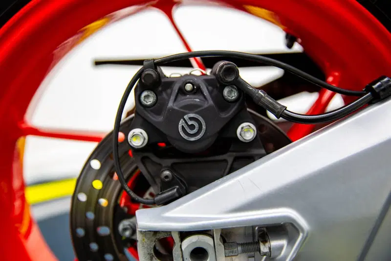 Aprilia Tuono 660 (2021 - 25) (18)