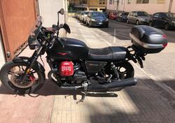 Moto Guzzi V7 III Carbon (2018 - 20) usata
