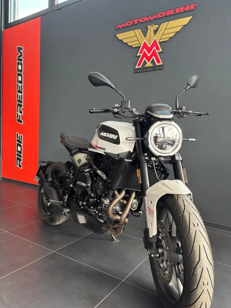 Moto Morini SEIEMMEZZO STR (2022 - 26) (2)