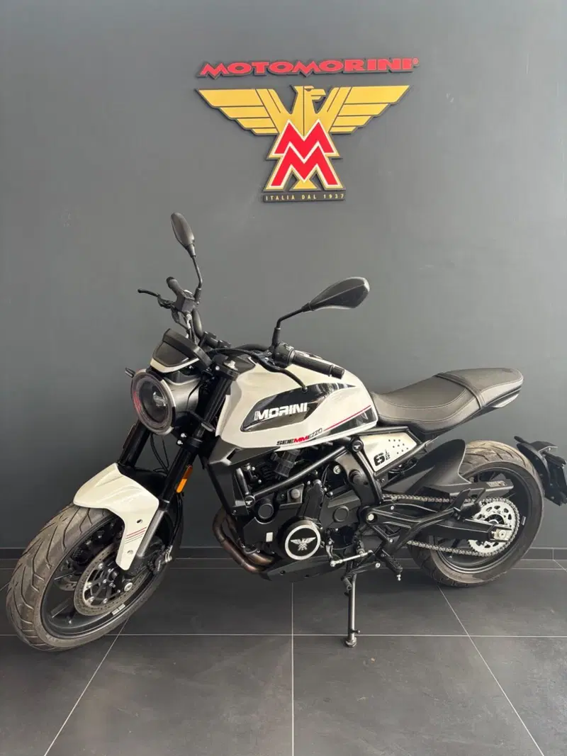 Moto Morini SEIEMMEZZO STR (2022 - 26) (6)