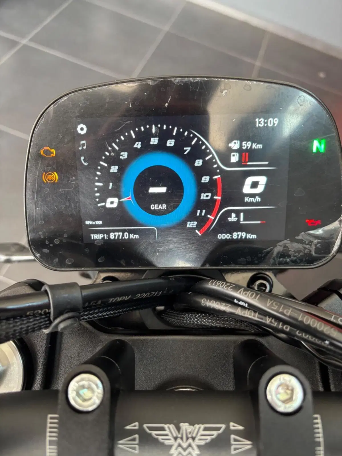 Moto Morini SEIEMMEZZO STR (2022 - 26) (11)