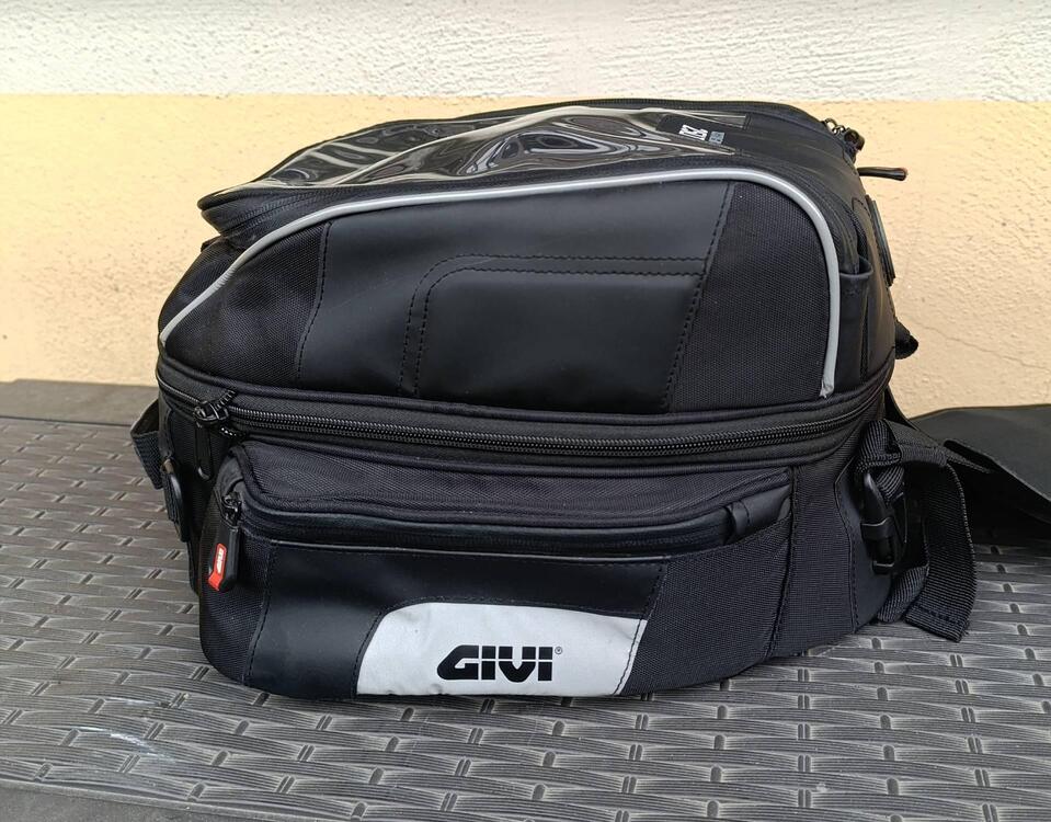 Borsa Serbatoio GIVI Tanlock XS306 - 25lt. (2)