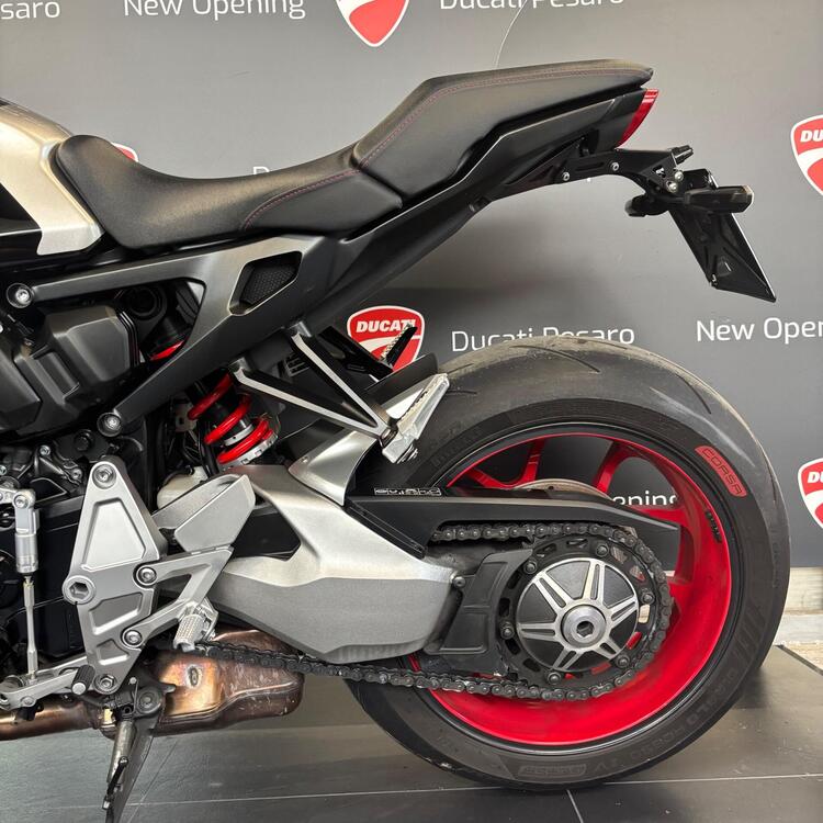 Honda CB 1000 R ABS (2011 - 17) (4)