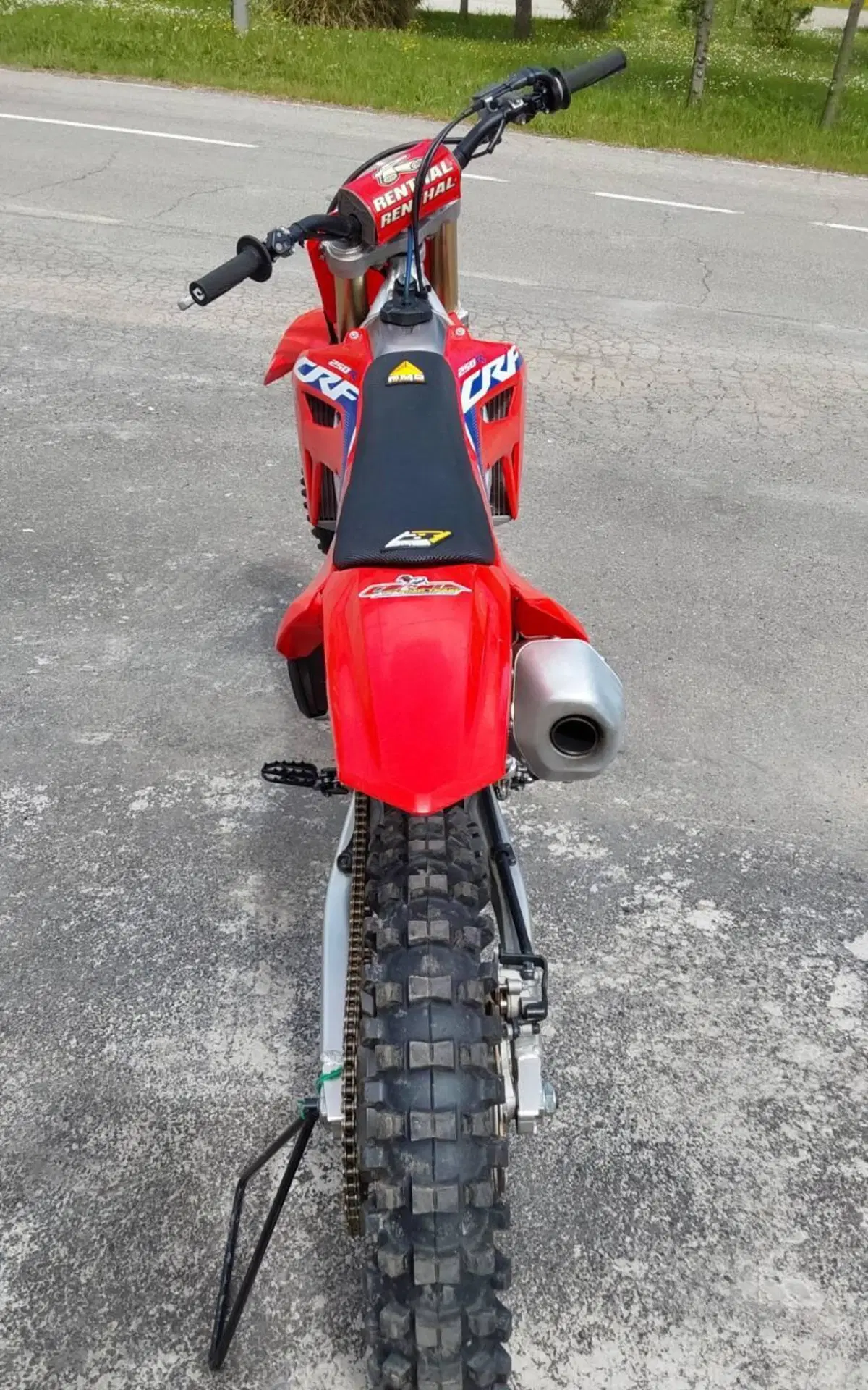 Honda CRF 250R (2022) (6)