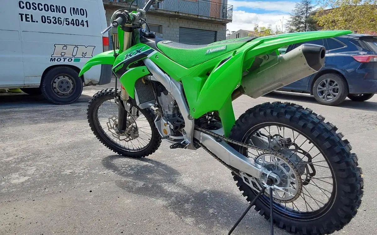 Kawasaki KX250F (2023) (7)