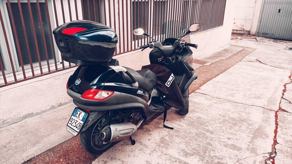 Piaggio MP3 300 Touring/LT (2011 - 13) (2)