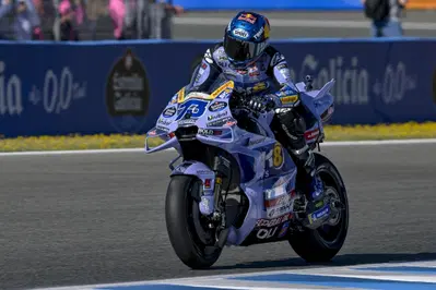 MotoGP 2025. GP di Spagna a Jerez. Alex Marquez, secondo: "Siamo rimasti allo stesso livello di ieri. Marc riesce a gestire il limite con queste condizioni di pista"