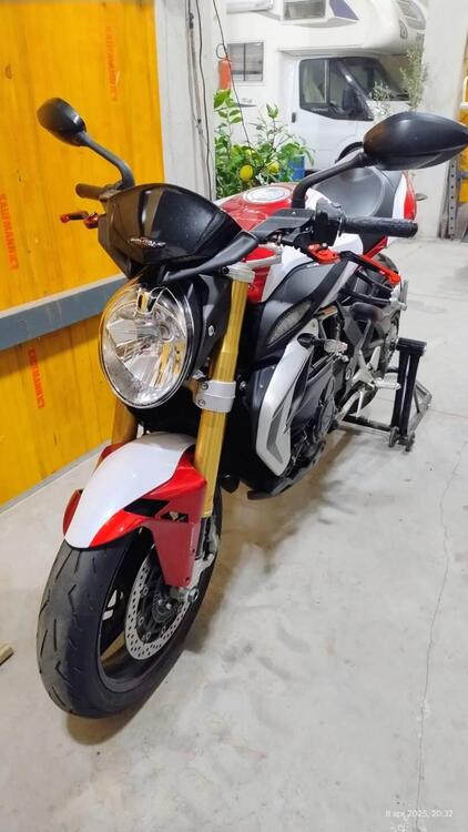 MV Agusta Brutale 800 RR (2015 - 16)