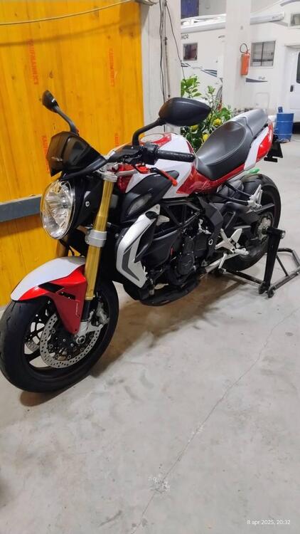 MV Agusta Brutale 800 RR (2015 - 16) (2)