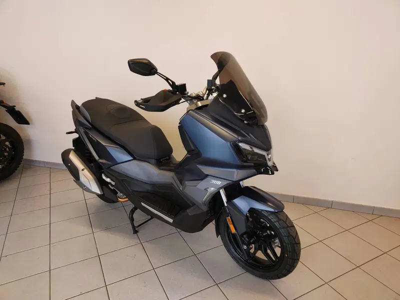 Sym ADX 300 (2024 - 26) (2)