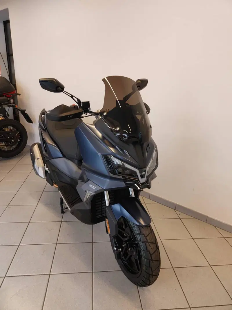 Sym ADX 300 (2024 - 26) (4)