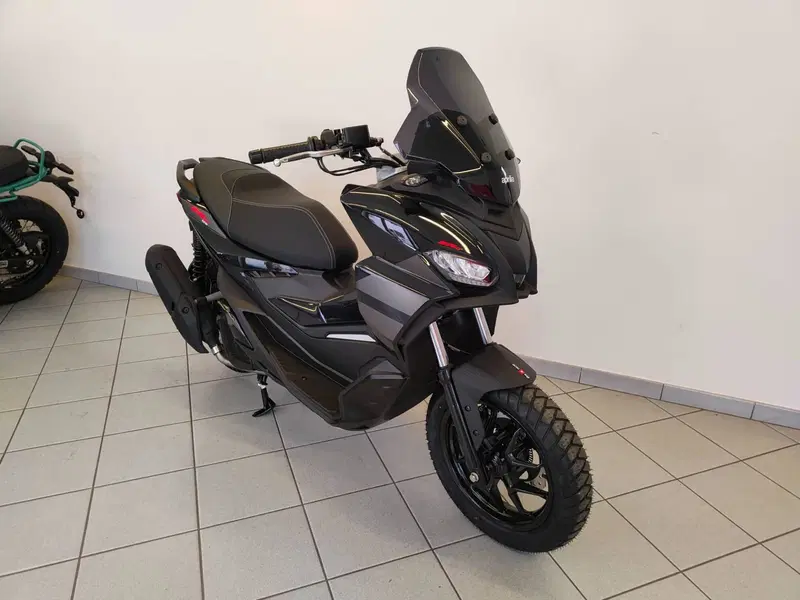 Aprilia SR GT 125 (2025 - 26)